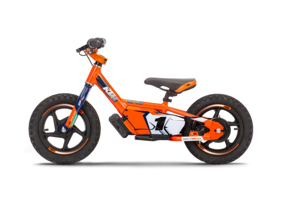 KTM MIRA HACIA EL FUTURO CON UNA GAMA AMPLIADA DE BICICLETAS DE